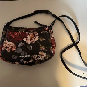 Adorable floral crossbody